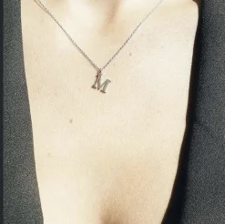 COLLAR INICIAL